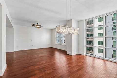 Condo in Tampa, Florida, 2 bedrooms № 2148380 - photo 15