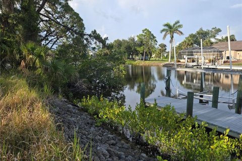 Land in Port Charlotte, Florida № 1760070 - photo 1