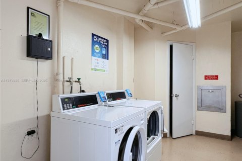 Снять в аренду кондоминиум в Форт-Лодердейл, Флорида 2 спальни, 130.06м2, № 2033477 - фото 20
