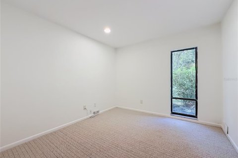 Villa ou maison à vendre à Tampa, Floride: 3 chambres, 171.03 m2 № 2437214 - photo 30