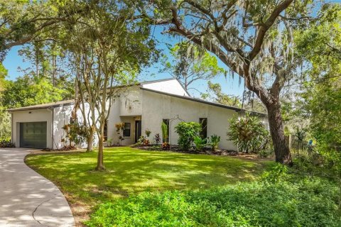 Villa ou maison à Tampa, Floride 3 chambres, 171.03 m2 № 2437214
