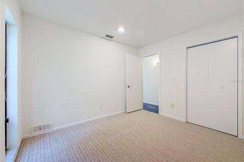 Villa ou maison à vendre à Tampa, Floride: 3 chambres, 171.03 m2 № 2437214 - photo 29