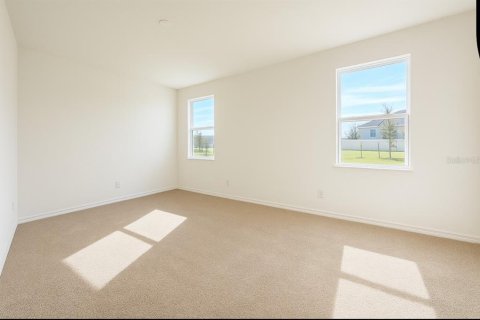 Villa ou maison à louer à Groveland, Floride: 4 chambres, 194.91 m2 № 1675873 - photo 4