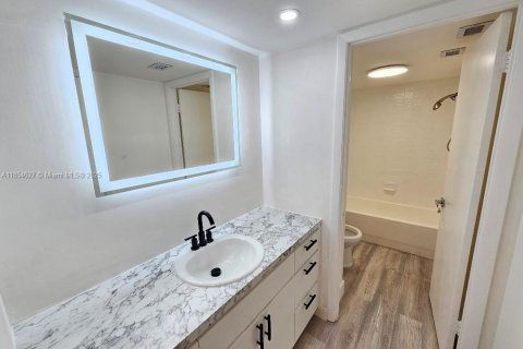 Copropriété à louer à Aventura, Floride: 1 chambre, 93.37 m2 № 1877954 - photo 8