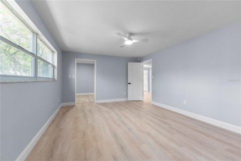 House in Clearwater, Florida 4 bedrooms, 229.28 sq.m. № 1878207 - photo 16