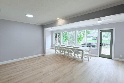 House in Clearwater, Florida 4 bedrooms, 229.28 sq.m. № 1878207 - photo 13