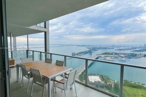 Condo à Miami, Floride, 2 chambres  № 2051593