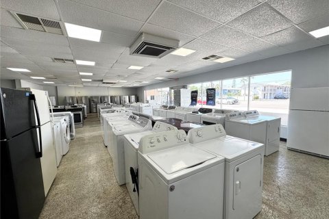 Купить коммерческую недвижимость в Сарасота, Флорида 289.86м2, № 1614333 - фото 8