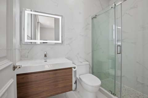 Купить виллу или дом в Дейви, Флорида 6 спален, 533.91м2, № 2047966 - фото 27