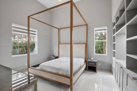 Купить виллу или дом в Дейви, Флорида 6 спален, 533.91м2, № 2047966 - фото 28