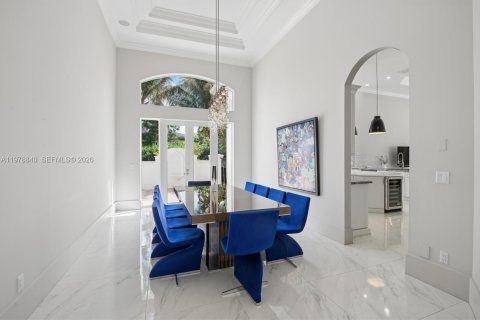 Купить виллу или дом в Дейви, Флорида 6 спален, 533.91м2, № 2047966 - фото 8