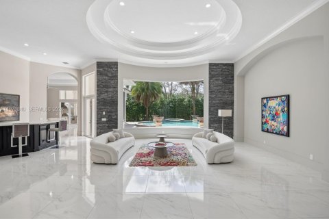 Купить виллу или дом в Дейви, Флорида 6 спален, 533.91м2, № 2047966 - фото 4