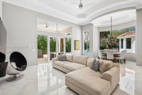 Купить виллу или дом в Дейви, Флорида 6 спален, 533.91м2, № 2047966 - фото 12