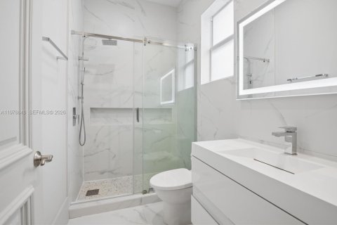 Купить виллу или дом в Дейви, Флорида 6 спален, 533.91м2, № 2047966 - фото 25