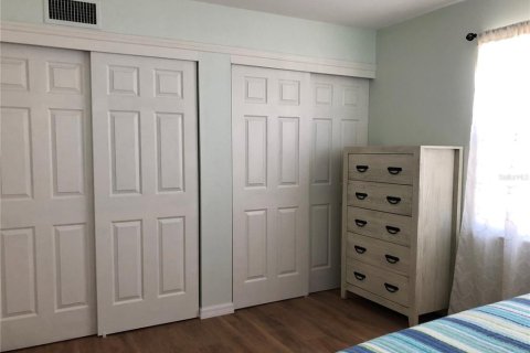 Condo in Port Charlotte, Florida, 2 bedrooms  № 1555343 - photo 11