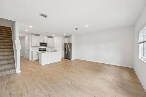 Adosado en venta en Port St. Lucie, Florida, 3 dormitorios, 139.91 m2 № 2177701 - foto 8