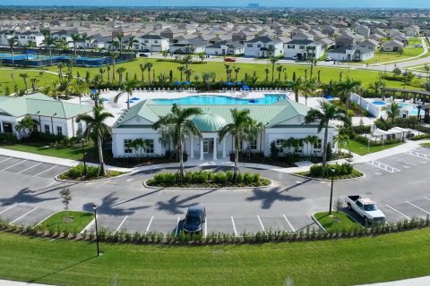 Adosado en venta en Port St. Lucie, Florida, 3 dormitorios, 139.91 m2 № 2177701 - foto 19