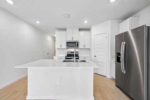 Adosado en venta en Port St. Lucie, Florida, 3 dormitorios, 139.91 m2 № 2177701 - foto 3