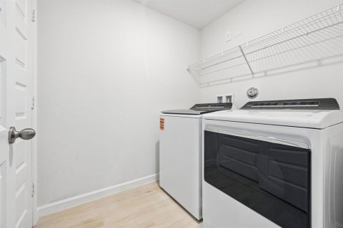 Adosado en venta en Port St. Lucie, Florida, 3 dormitorios, 139.91 m2 № 2177701 - foto 17