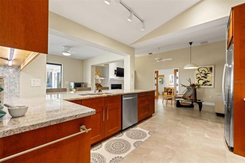 Villa ou maison à vendre à Saint Petersburg, Floride: 3 chambres, 215.53 m2 № 1620170 - photo 11
