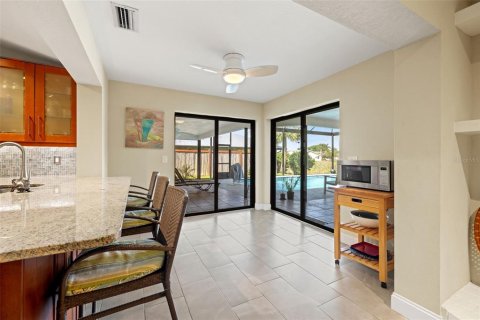Villa ou maison à vendre à Saint Petersburg, Floride: 3 chambres, 215.53 m2 № 1620170 - photo 19