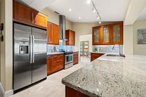 Villa ou maison à vendre à Saint Petersburg, Floride: 3 chambres, 215.53 m2 № 1620170 - photo 12
