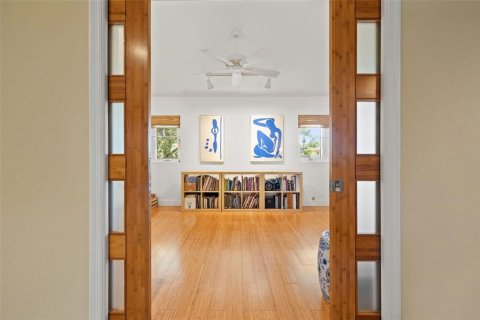Villa ou maison à vendre à Saint Petersburg, Floride: 3 chambres, 215.53 m2 № 1620170 - photo 28
