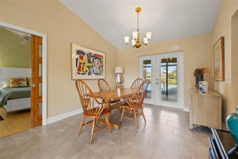Villa ou maison à vendre à Saint Petersburg, Floride: 3 chambres, 215.53 m2 № 1620170 - photo 10