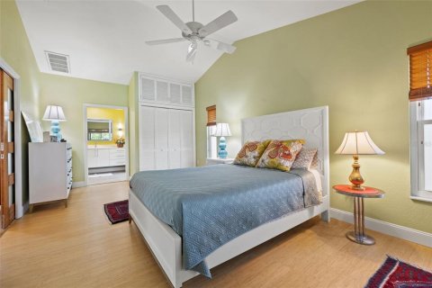 Villa ou maison à vendre à Saint Petersburg, Floride: 3 chambres, 215.53 m2 № 1620170 - photo 24