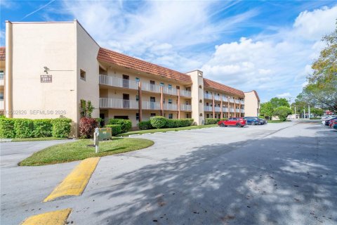 Condo in Sunrise, Florida, 1 bedroom  № 2066386