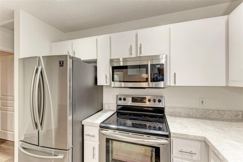 Casa en venta en Sarasota, Florida, 3 dormitorios, 139.73 m2 № 2221260 - foto 12
