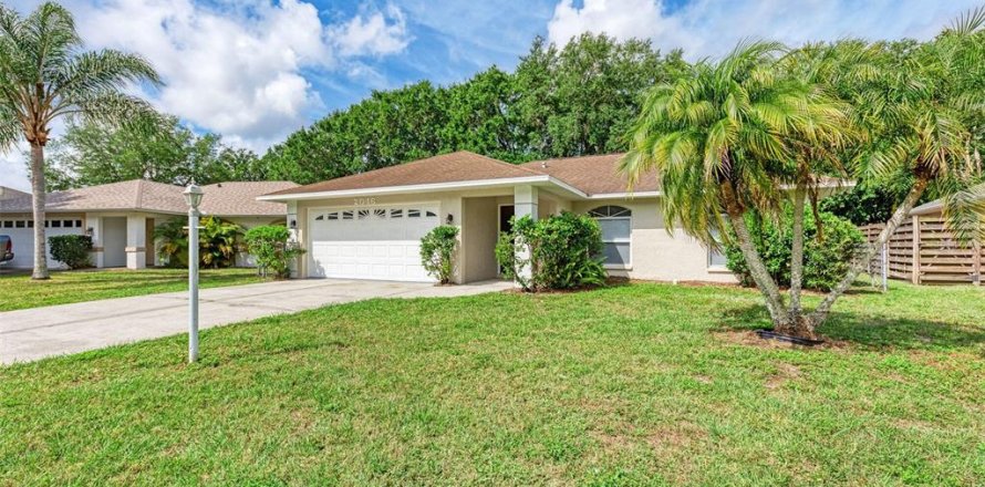Casa en Sarasota, Florida 3 dormitorios, 139.73 m2 № 2221260