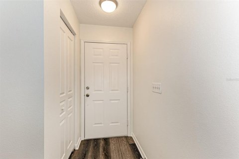 Casa en venta en Sarasota, Florida, 3 dormitorios, 139.73 m2 № 2221260 - foto 3