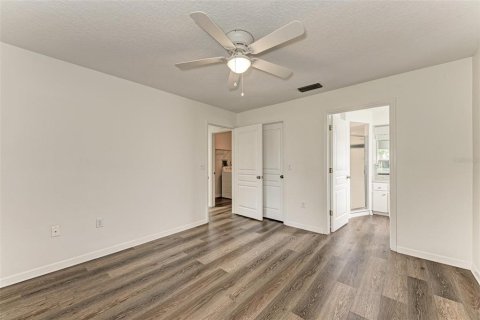 Casa en venta en Sarasota, Florida, 3 dormitorios, 139.73 m2 № 2221260 - foto 16