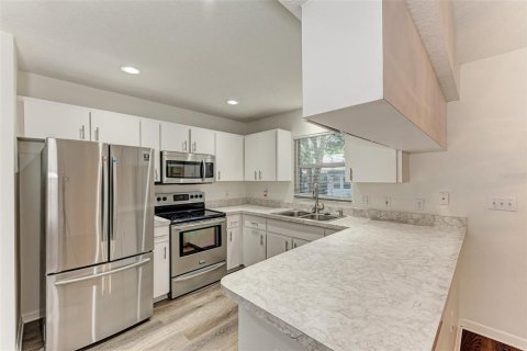 Casa en venta en Sarasota, Florida, 3 dormitorios, 139.73 m2 № 2221260 - foto 10