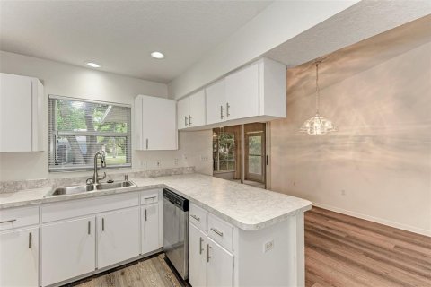 Casa en venta en Sarasota, Florida, 3 dormitorios, 139.73 m2 № 2221260 - foto 11