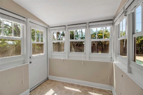 House in Bradenton, Florida 2 bedrooms, 97.55 sq.m. № 1675492 - photo 30