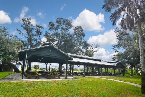 Villa ou maison à vendre à Punta Gorda, Floride: 4 chambres, 225.29 m2 № 1542023 - photo 4