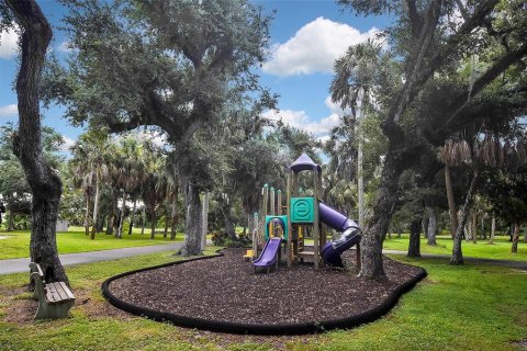Villa ou maison à vendre à Punta Gorda, Floride: 4 chambres, 225.29 m2 № 1542023 - photo 8