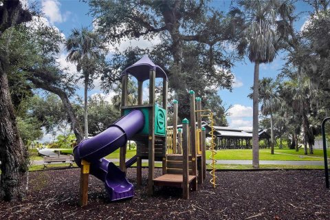 Villa ou maison à vendre à Punta Gorda, Floride: 4 chambres, 225.29 m2 № 1542023 - photo 9