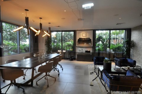 Condominio en venta en Miami, Florida, 1 dormitorio, 63.08 m2 № 1842440 - foto 18