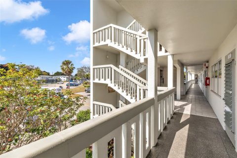 Copropriété à vendre à Deerfield Beach, Floride: 1 chambre, 68.56 m2 № 2027133 - photo 24