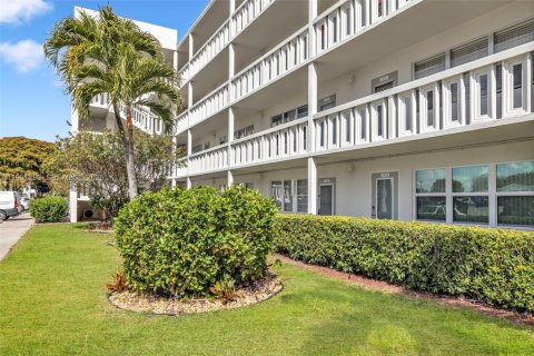 Copropriété à vendre à Deerfield Beach, Floride: 1 chambre, 68.56 m2 № 2027133 - photo 22