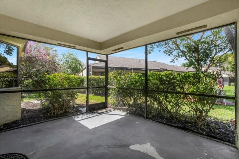 House in Plantation, Florida 2 bedrooms, 105.72 sq.m. № 2083932 - photo 4
