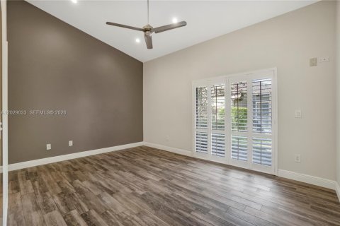 House in Plantation, Florida 2 bedrooms, 105.72 sq.m. № 2083932 - photo 6