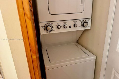 Купить кондоминиум в Авентура, Флорида 2 спальни, 101.36м2, № 2012109 - фото 12