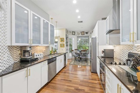 Casa en venta en Kissimmee, Florida, 4 dormitorios, 223.15 m2 № 2387537 - foto 22
