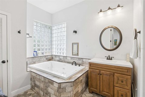 Casa en venta en Kissimmee, Florida, 4 dormitorios, 223.15 m2 № 2387537 - foto 16