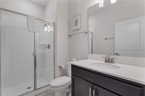 Townhouse in Davenport, Florida 4 bedrooms, 176.7 sq.m. № 1828445 - photo 11
