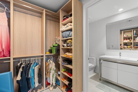 Купить кондоминиум в Санрайз, Флорида 5 комнат, 131.92м2, № 2085214 - фото 24